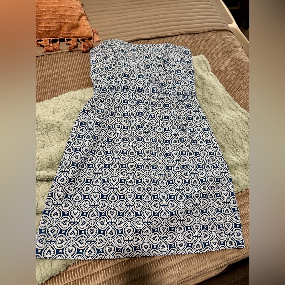 Vineyard Vines ADORABLE strapless dress - Size 8